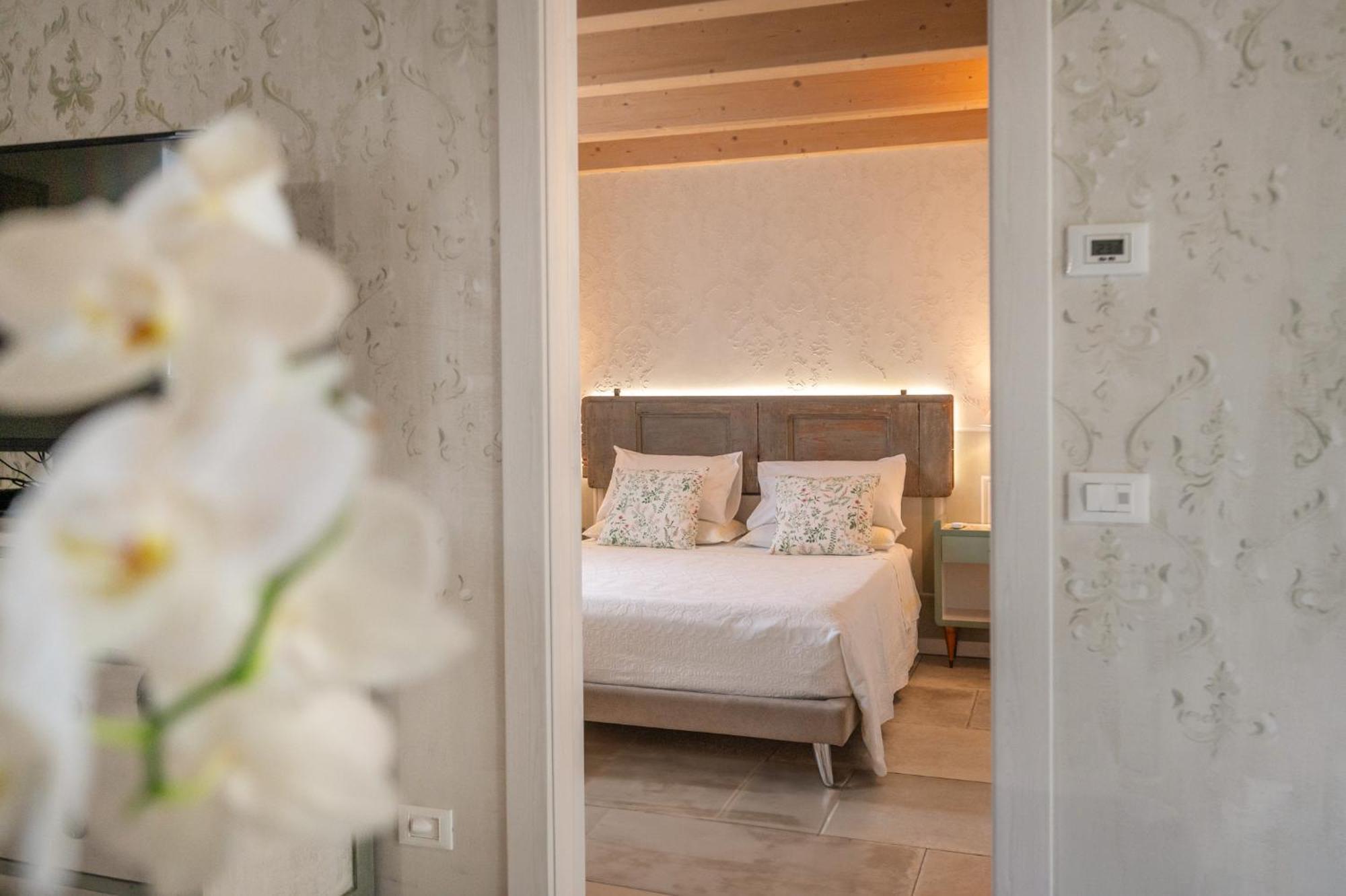 1780 Apartment Caprino Veronese
